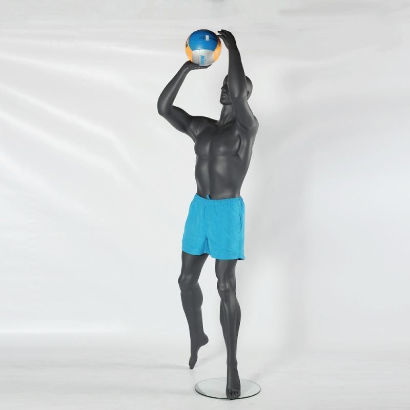 Image 2 : Male basketball player mannequin in ...