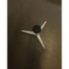Image 2 : Tripod base in white metal ...