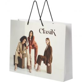 PACKAGING Y EMBALAJES PERSONALIZADOS : Bolsa de papel de 170 g con asas de plástico 45x10x35 c