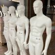 Image 2 : Abstract female display mannequin with ...