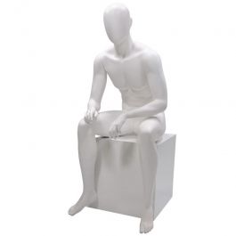 Display mannequins seated Faceless male mannequin seated white color Mannequins vitrine