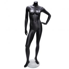 FEMALE MANNEQUINS : Female mannequins headless