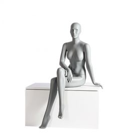 FEMALE MANNEQUINS - MANNEQUIN SEATED : Gray abstract woman window mannequin seated position