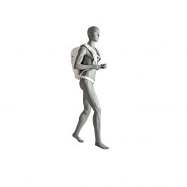 MANNEQUINS DE VITRINES : Mannequin vitrine femme sport randonn&eacute;e