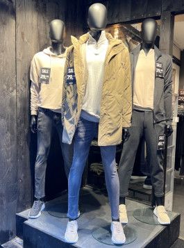 BLACK FINISH MALE MANNEQUINS