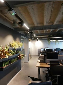 Black linear LED track light 120 cm 3500 kelvin