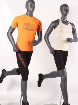 RUNNING MANNEQUINS