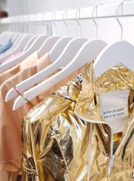 PACKUNG 50 HEMDENBÜGEL WEISS