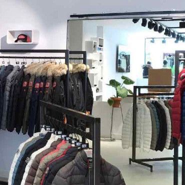MANNEQUINS SHOPPING : STENDER PER ABBIGLIAMENTO
